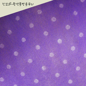 부직포 진보라-흰색물방울무늬 1mX 50cm 국산 ( 포장지 선물 포장 diy  생일 리본 공예 )
